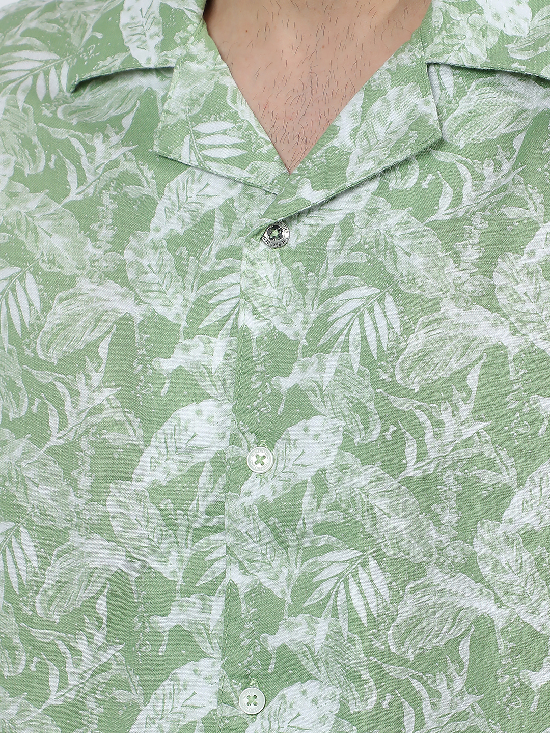 Numero Uno Men Abstract Green Shirt